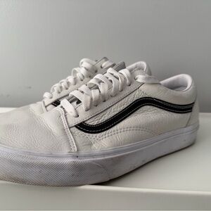 Vans Old Skool White and Black Leather Sneakers Men’s Size 9